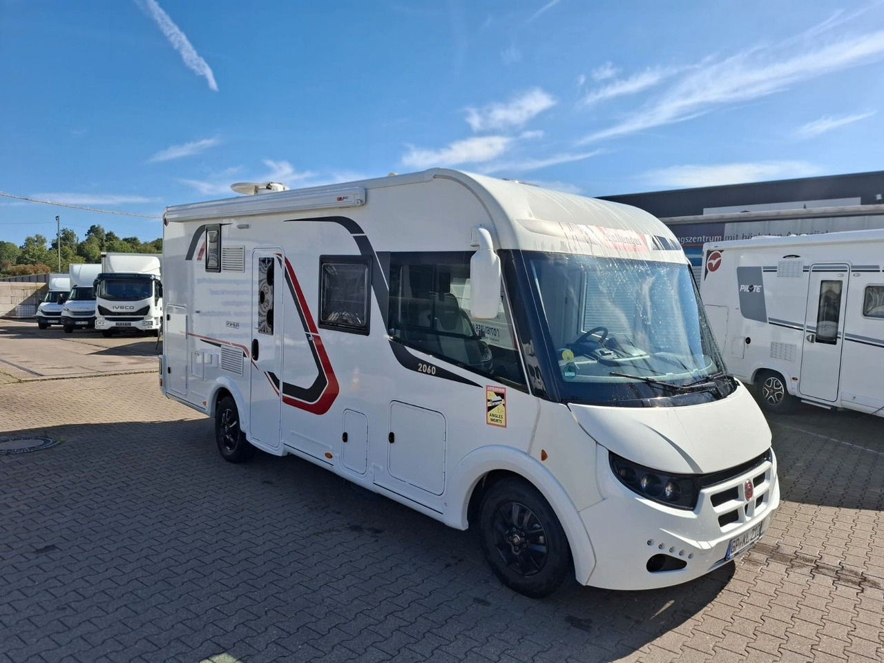 Challenger 2060 - Integrated motorhome: picture 2 Challenger 2060 - Integrated motorhome: picture 2
