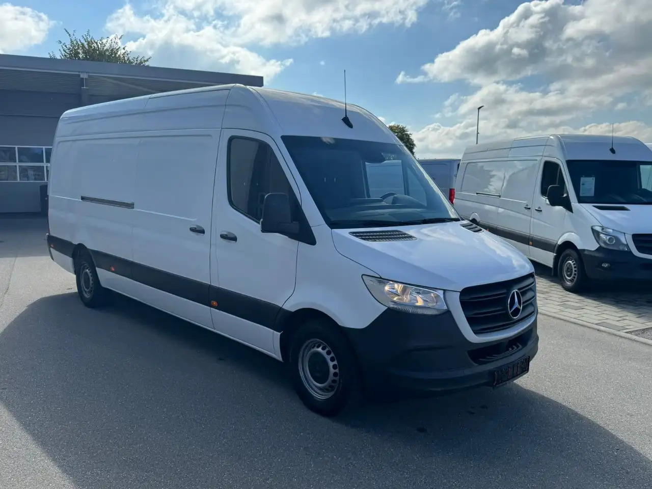 Mercedes-Benz Sprinter 316 CDI Maxi Lang Klima MBUX leasing Mercedes-Benz Sprinter 316 CDI Maxi Lang Klima MBUX: picture 8 Mercedes-Benz Sprinter 316 CDI Maxi Lang Klima MBUX leasing Mercedes-Benz Sprinter 316 CDI Maxi Lang Klima MBUX: picture 8