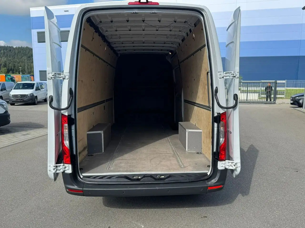 Mercedes-Benz Sprinter 316 CDI Maxi Lang Klima MBUX leasing Mercedes-Benz Sprinter 316 CDI Maxi Lang Klima MBUX: picture 14 Mercedes-Benz Sprinter 316 CDI Maxi Lang Klima MBUX leasing Mercedes-Benz Sprinter 316 CDI Maxi Lang Klima MBUX: picture 14