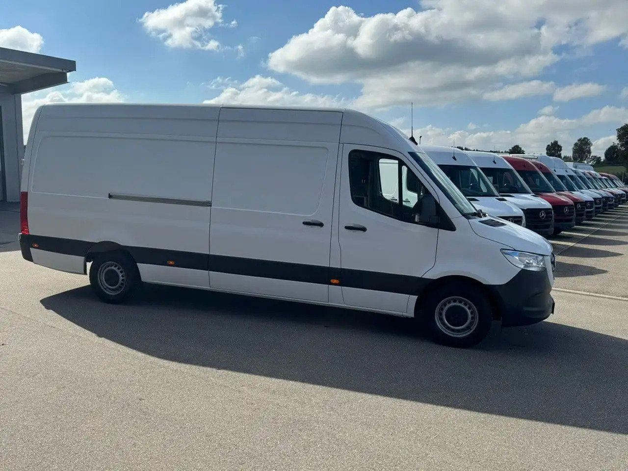 Mercedes-Benz Sprinter 316 CDI Maxi Lang Klima MBUX leasing Mercedes-Benz Sprinter 316 CDI Maxi Lang Klima MBUX: picture 9 Mercedes-Benz Sprinter 316 CDI Maxi Lang Klima MBUX leasing Mercedes-Benz Sprinter 316 CDI Maxi Lang Klima MBUX: picture 9