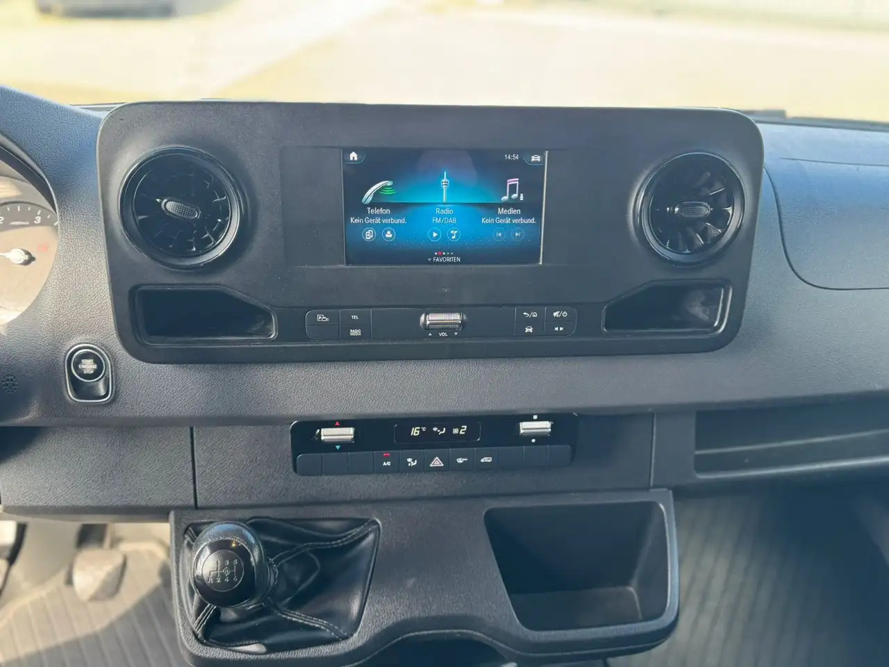 Mercedes-Benz Sprinter 316 CDI Maxi Lang Klima MBUX leasing Mercedes-Benz Sprinter 316 CDI Maxi Lang Klima MBUX: picture 7 Mercedes-Benz Sprinter 316 CDI Maxi Lang Klima MBUX leasing Mercedes-Benz Sprinter 316 CDI Maxi Lang Klima MBUX: picture 7