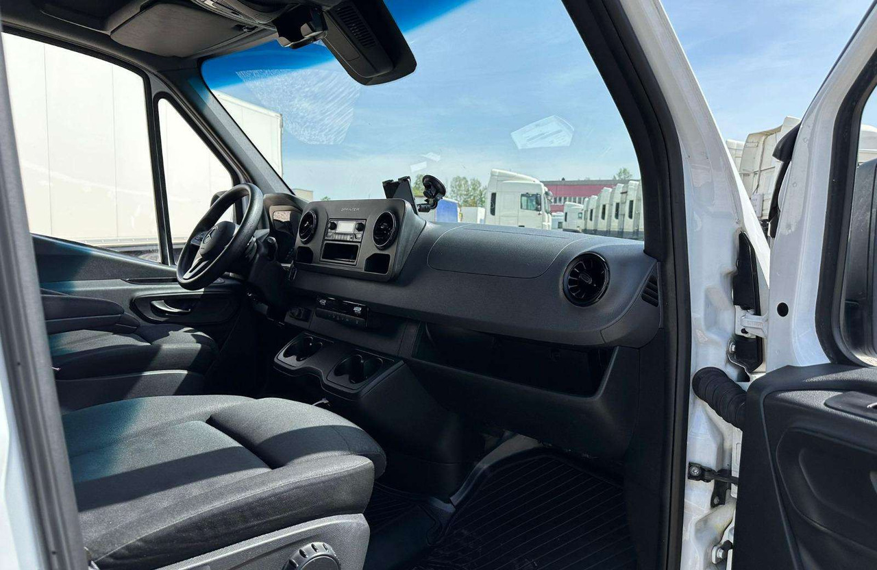 Minibus, Passenger van Mercedes-Benz Sprinter: picture 8