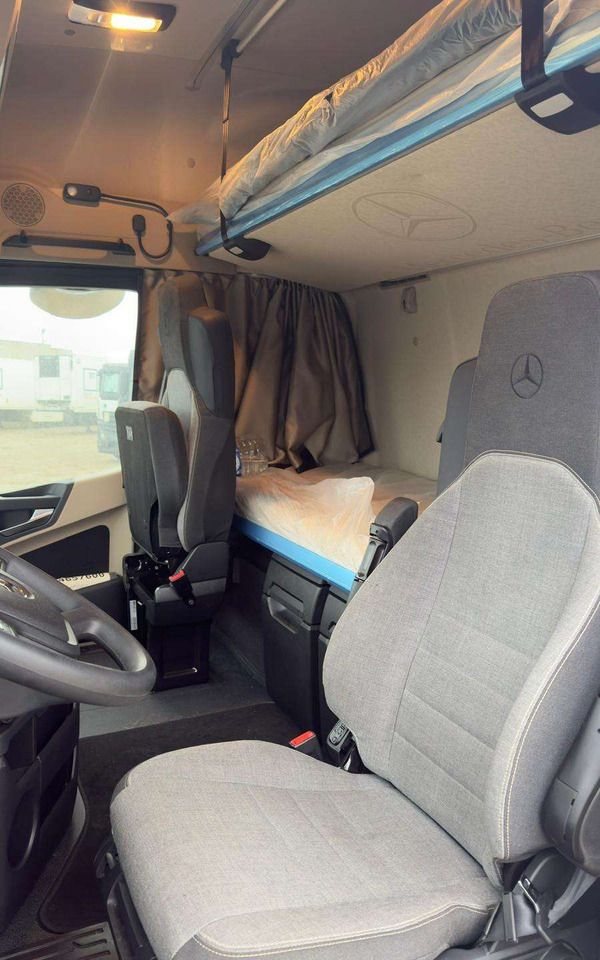 Mercedes-Benz Actros 5 1845 - Tractor unit: picture 5 Mercedes-Benz Actros 5 1845 - Tractor unit: picture 5