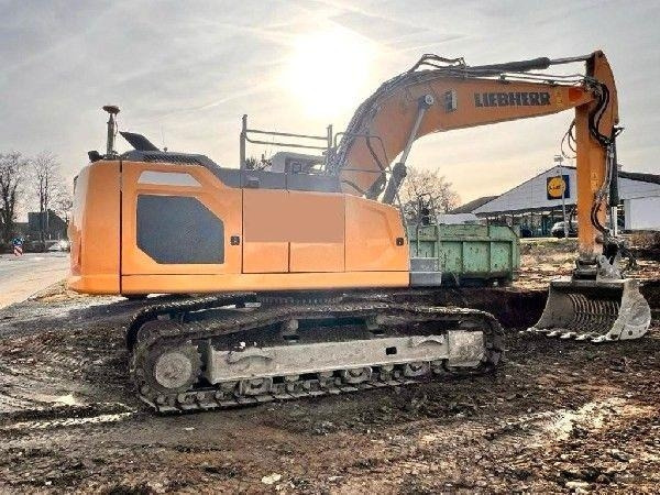 Liebherr R922 - Crawler excavator: picture 5 Liebherr R922 - Crawler excavator: picture 5