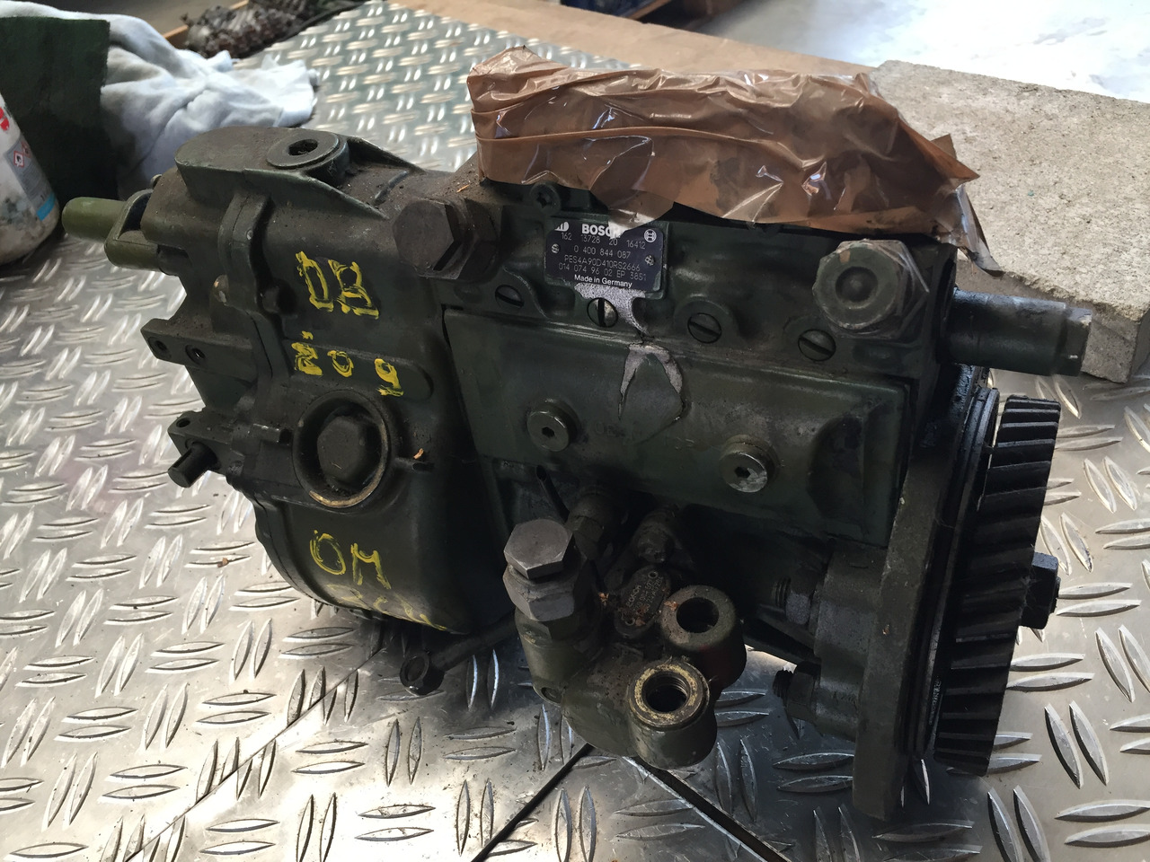 Gebrauchte Einspritzpumpe DB 209 Typ OM 364, Bosch - Nr. : 0 400 844 087 - Fuel pump for Truck: picture 5 Gebrauchte Einspritzpumpe DB 209 Typ OM 364, Bosch - Nr. : 0 400 844 087 - Fuel pump for Truck: picture 5