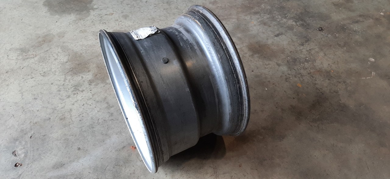 Gebrauchte Felgen 14 x 22,5 für Reifengröße 445 x 65 x 22,5, Artikel - Nr. : 99.99999 - 9999 - Rim for Truck: picture 4 Gebrauchte Felgen 14 x 22,5 für Reifengröße 445 x 65 x 22,5, Artikel - Nr. : 99.99999 - 9999 - Rim for Truck: picture 4