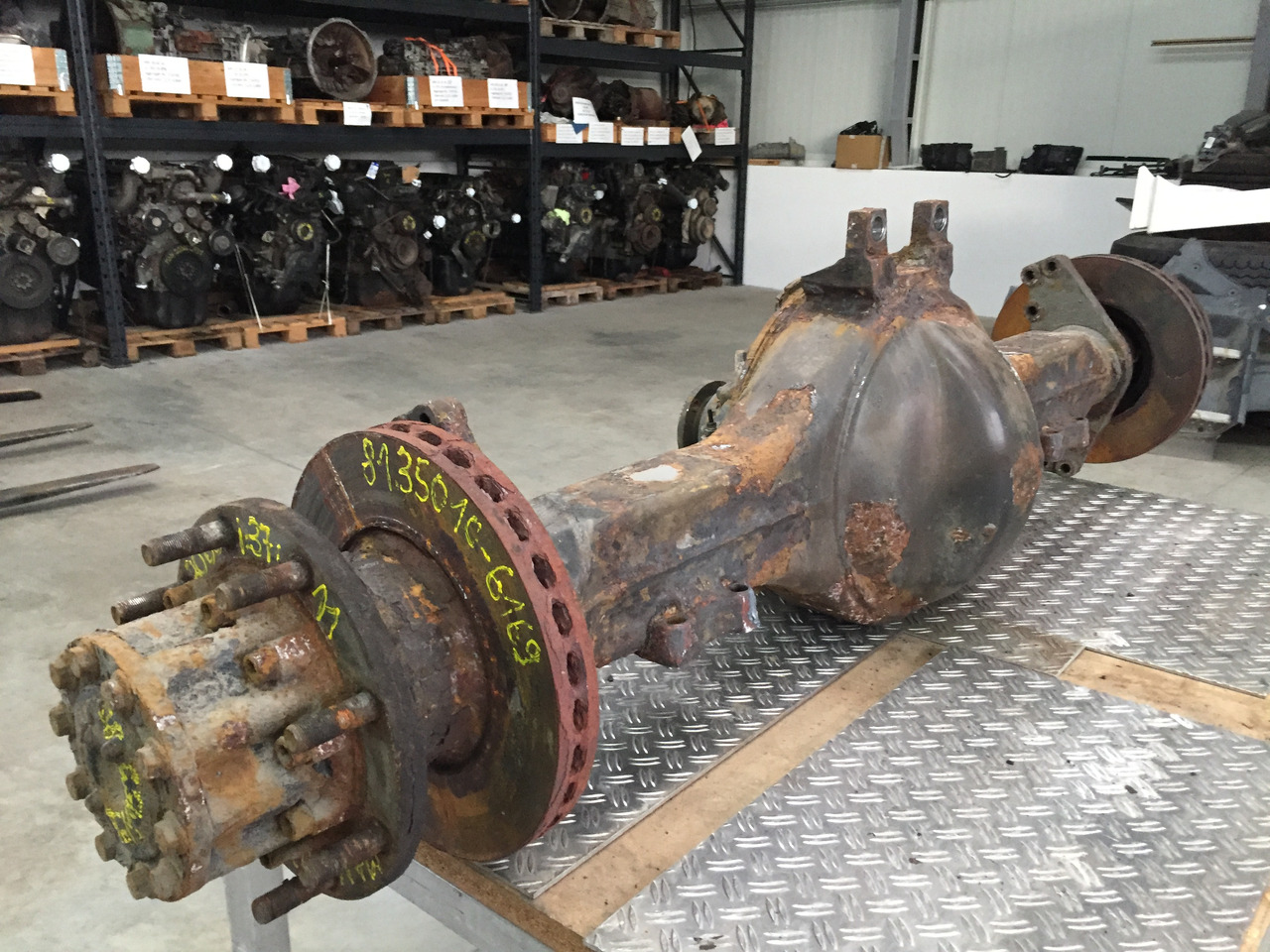 Gebrauchte Hinterachse MAN TGM 15.280, Typ : HY 11 3000, Artikel - Nr. : 81.35010 - 6169 - Rear axle for Truck: picture 2 Gebrauchte Hinterachse MAN TGM 15.280, Typ : HY 11 3000, Artikel - Nr. : 81.35010 - 6169 - Rear axle for Truck: picture 2