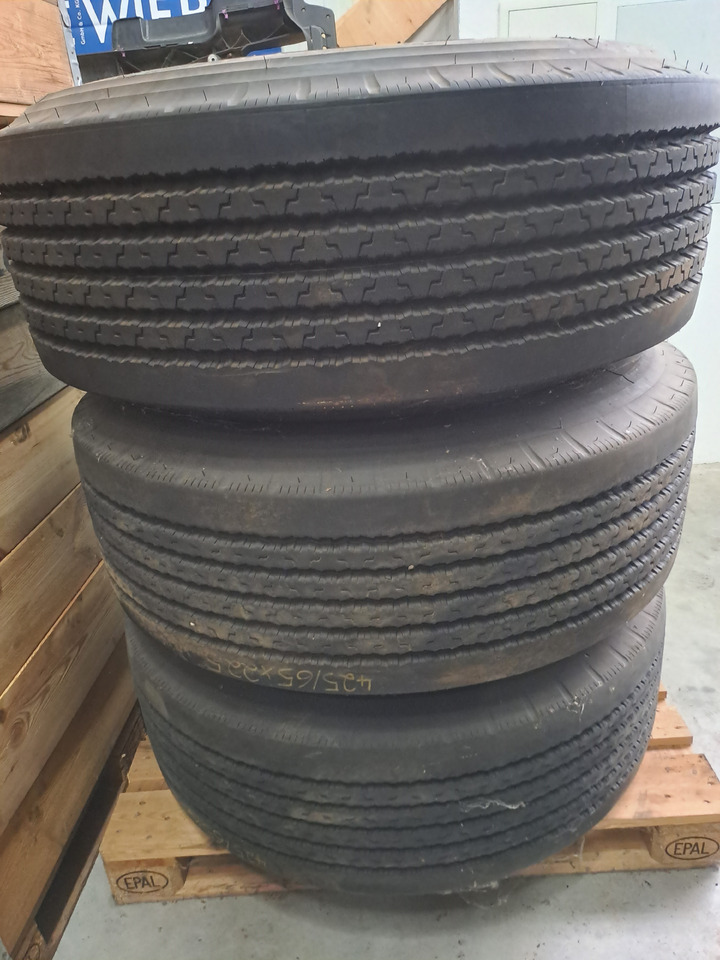 Neuwertige Lkw - Kompletträder / Reifen Firestone, Größe 425 / 65 R 22,5, Artikel - Nr. : 81.99999 - - Tire for Truck: picture 5 Neuwertige Lkw - Kompletträder / Reifen Firestone, Größe 425 / 65 R 22,5, Artikel - Nr. : 81.99999 - - Tire for Truck: picture 5