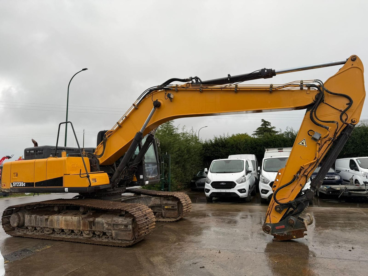 SANY 235 - Crawler excavator: picture 1 SANY 235 - Crawler excavator: picture 1
