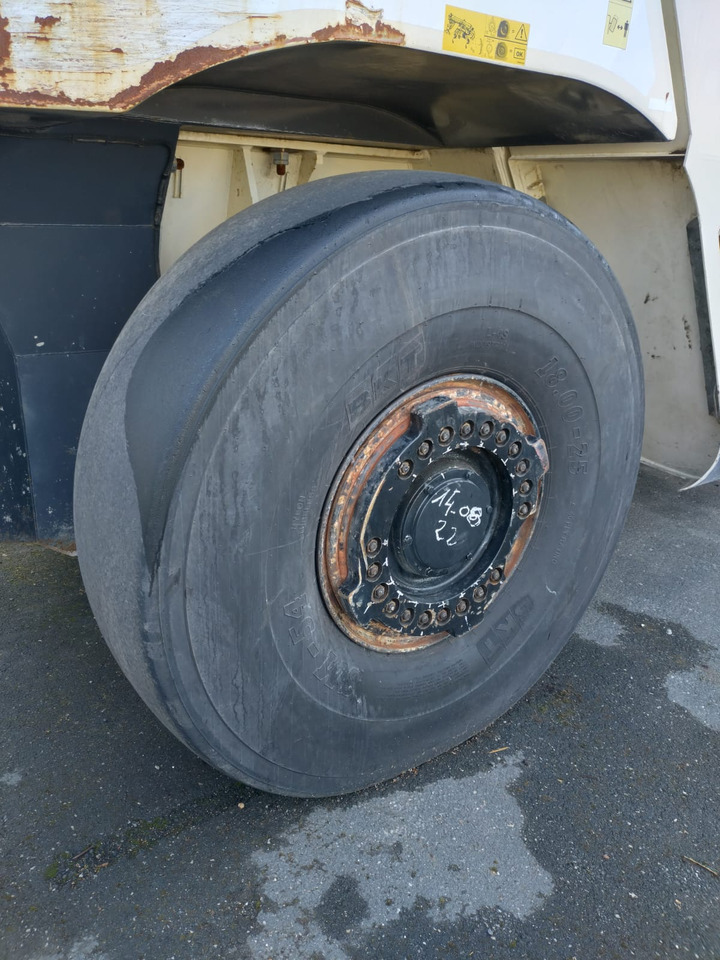 KONECRANES LiftAce 5-31 - Reach stacker: picture 5 KONECRANES LiftAce 5-31 - Reach stacker: picture 5