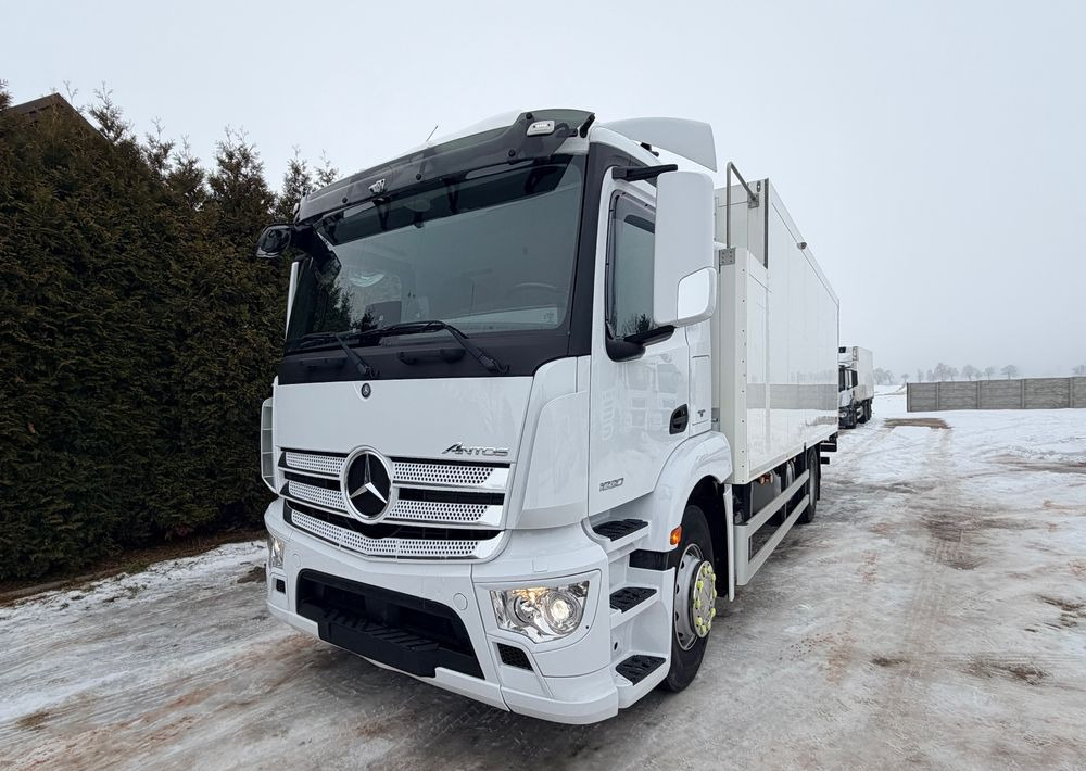 Mercedes-Benz ANTOS /1830/E 6/Chłodnia +Winda /18 Palet / Niski Przebieg122 Tys Km! - Refrigerator truck: picture 2 Mercedes-Benz ANTOS /1830/E 6/Chłodnia +Winda /18 Palet / Niski Przebieg122 Tys Km! - Refrigerator truck: picture 2