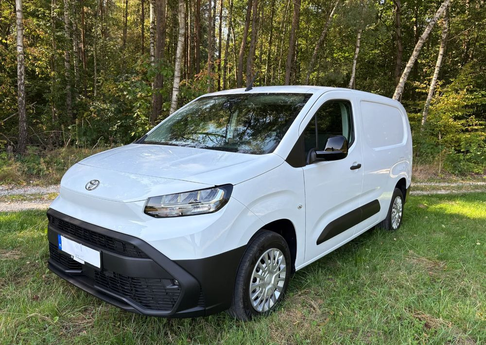 Toyota Proace City Verso 1.5 D-4D Combi - Small van: picture 1 Toyota Proace City Verso 1.5 D-4D Combi - Small van: picture 1