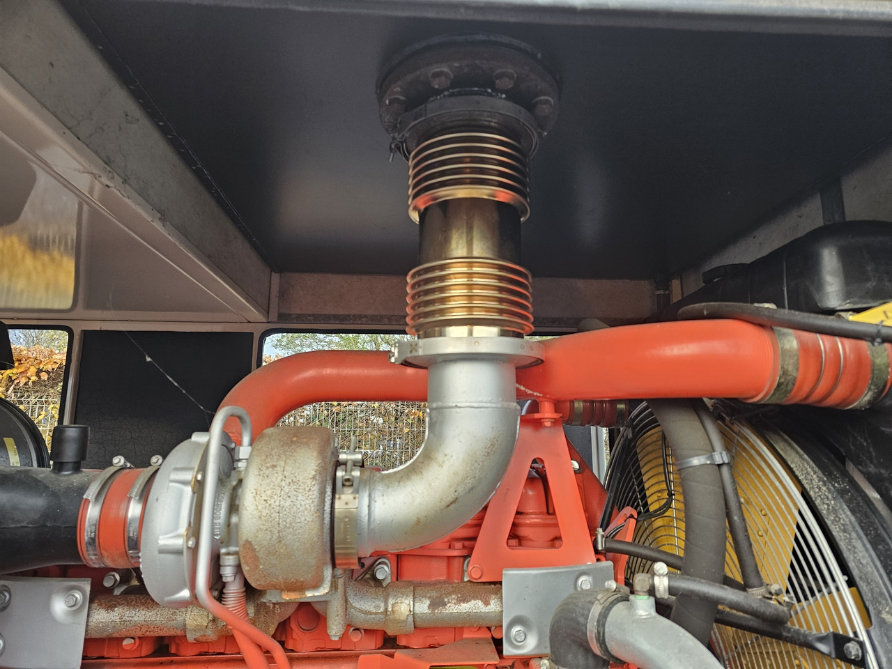 SCANIA 400KVA - Generator set: picture 3 SCANIA 400KVA - Generator set: picture 3