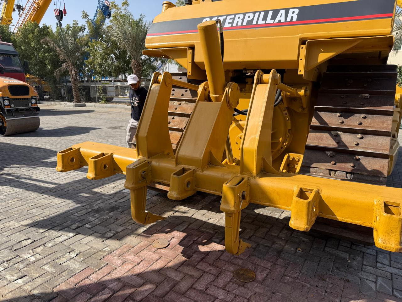 CATERPILLAR D6H - Bulldozer: picture 2 CATERPILLAR D6H - Bulldozer: picture 2