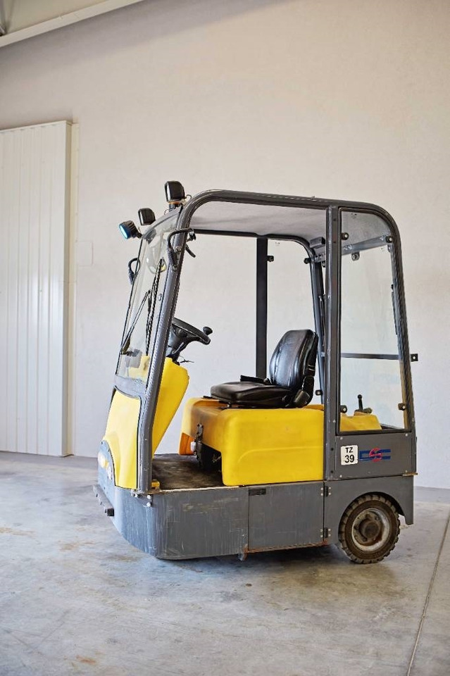 Tow tractor DEC Modena: picture 11