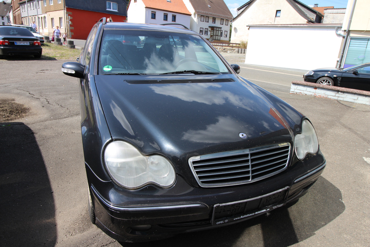 Mercedes-Benz C 220 T CDI Bastlerfahrzeug - Estate car: picture 1 Mercedes-Benz C 220 T CDI Bastlerfahrzeug - Estate car: picture 1