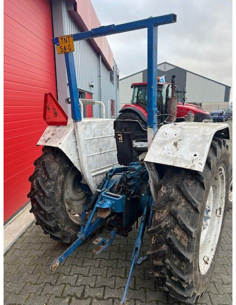 Ford 4610 2wd cabrio - Farm tractor: picture 4 Ford 4610 2wd cabrio - Farm tractor: picture 4