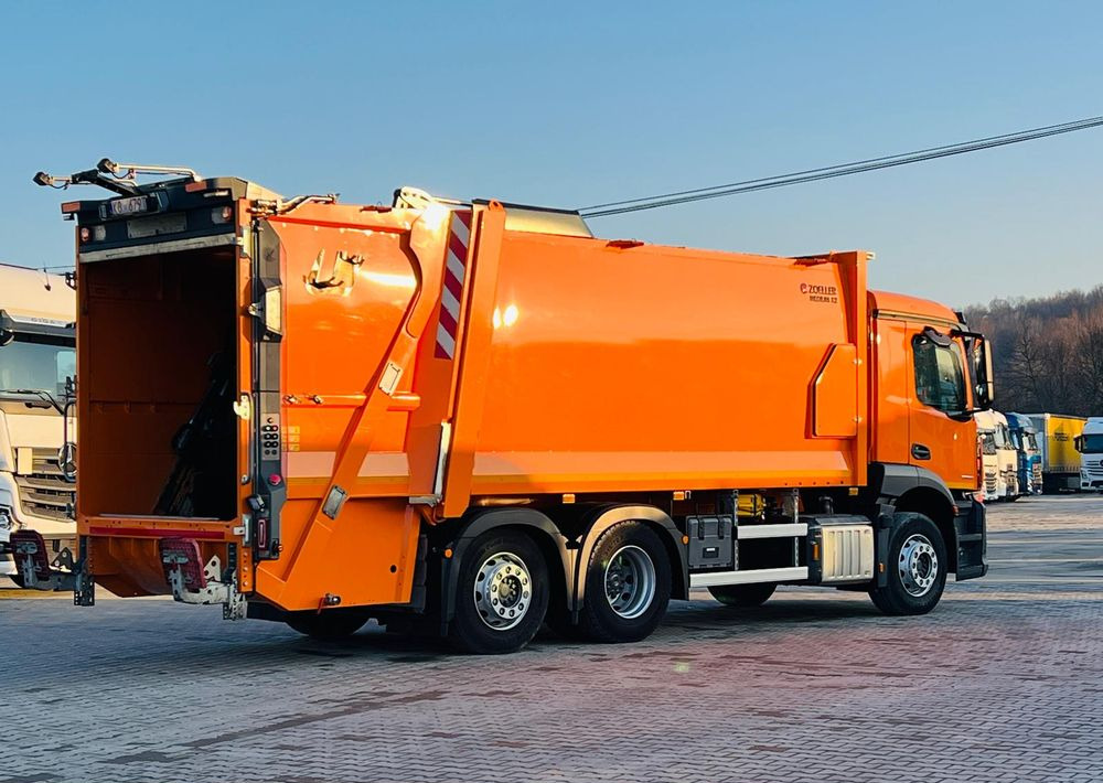 Mercedes-Benz Actros 2533 / 6x2 Śmieciarka / Zoeller Medium X2 / - Garbage truck: picture 2 Mercedes-Benz Actros 2533 / 6x2 Śmieciarka / Zoeller Medium X2 / - Garbage truck: picture 2