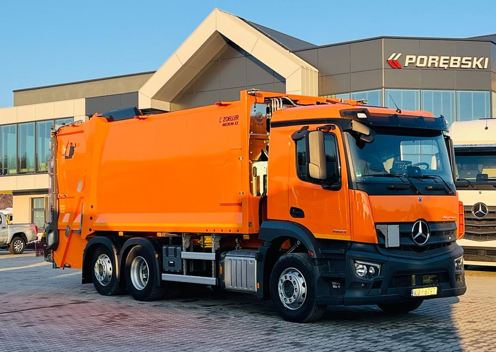 Mercedes-Benz Actros 2533 / 6x2 Śmieciarka / Zoeller Medium X2 / - Garbage truck: picture 1 Mercedes-Benz Actros 2533 / 6x2 Śmieciarka / Zoeller Medium X2 / - Garbage truck: picture 1