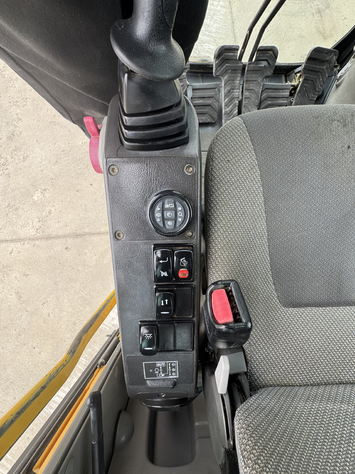 VOLVO EC 240 CNL - Crawler excavator: picture 5 VOLVO EC 240 CNL - Crawler excavator: picture 5