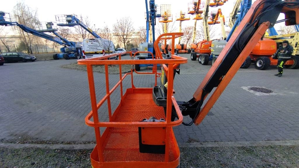 JLG 800 AJ - Articulated boom: picture 3 JLG 800 AJ - Articulated boom: picture 3