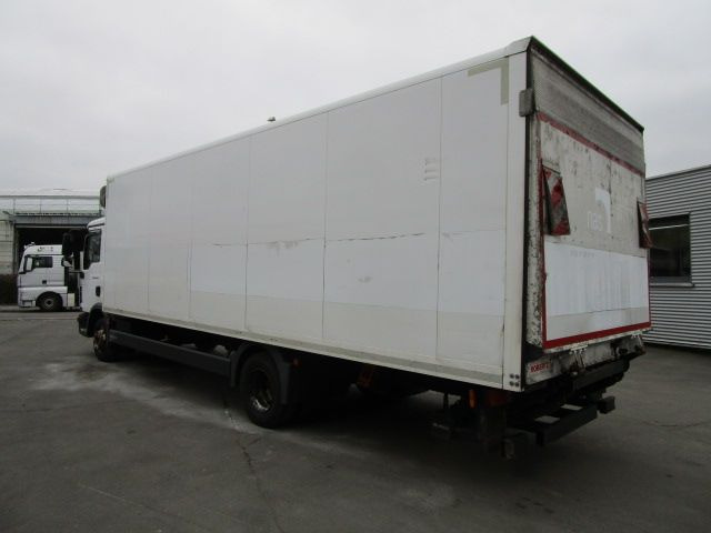 MAN TGL 12.220 4x2 BL Euro 6, LDBW. Navigation, 7,10 - Box truck: picture 5 MAN TGL 12.220 4x2 BL Euro 6, LDBW. Navigation, 7,10 - Box truck: picture 5