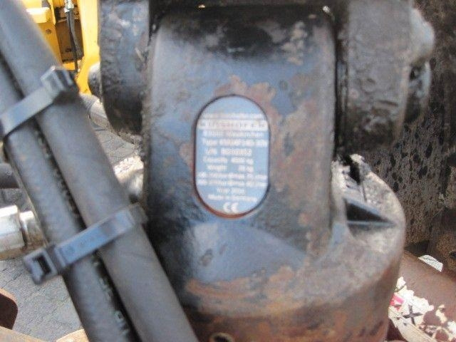 Kinshofer Double-shell grapple, KM04F140-30V - Construction machinery: picture 2 Kinshofer Double-shell grapple, KM04F140-30V - Construction machinery: picture 2