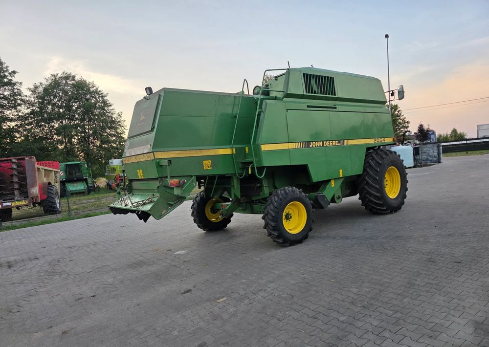 John Deere 5054 - Combine harvester: picture 4 John Deere 5054 - Combine harvester: picture 4