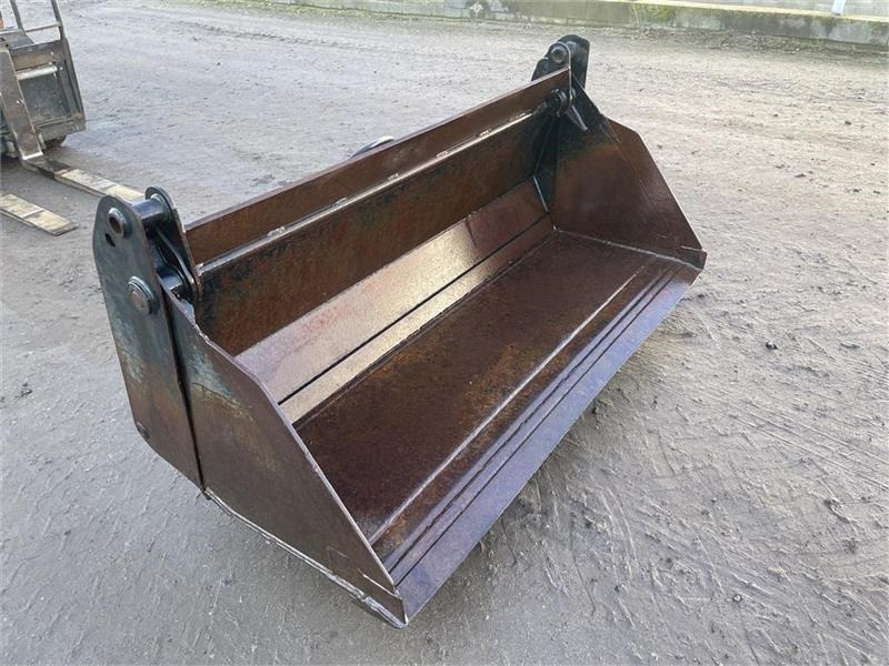 Beco A 16 - Loader bucket: picture 1 Beco A 16 - Loader bucket: picture 1