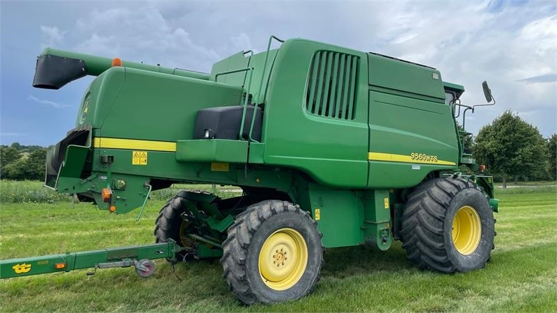 John Deere 9560 WTS - Combine harvester: picture 4 John Deere 9560 WTS - Combine harvester: picture 4