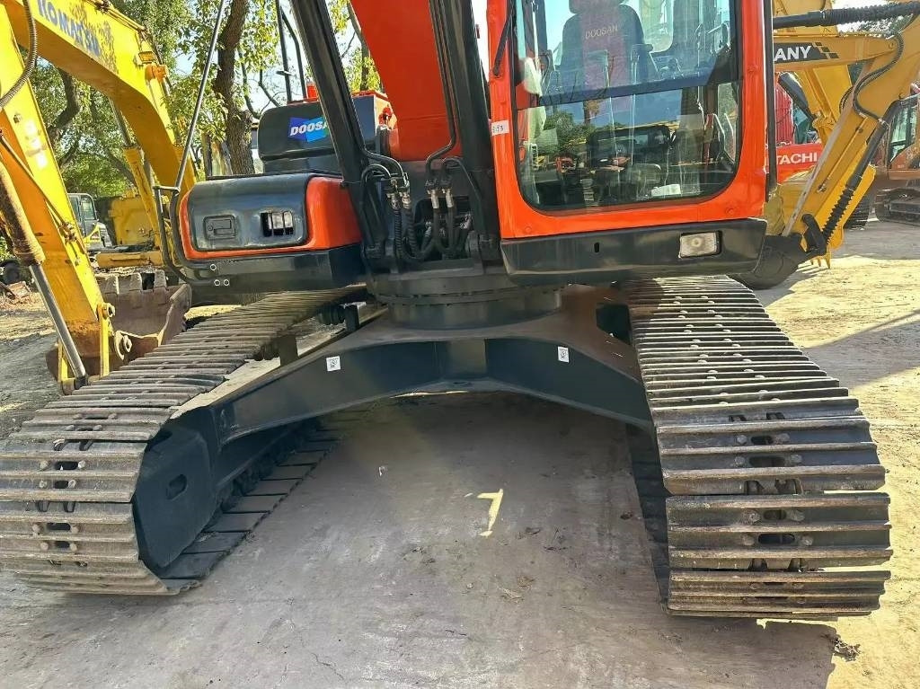 Doosan DX 225 LC - Mini excavator: picture 5 Doosan DX 225 LC - Mini excavator: picture 5
