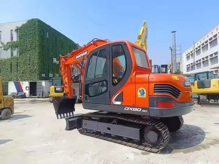 Doosan DX 80 - 9C - Mini excavator: picture 2 Doosan DX 80 - 9C - Mini excavator: picture 2