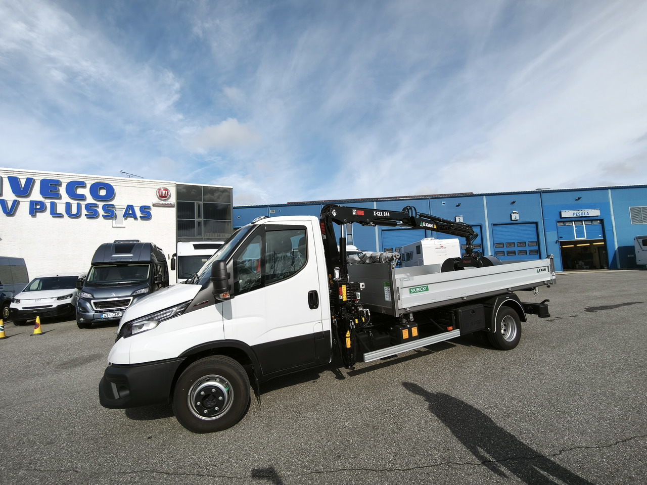IVECO Daily 70C18H - Tipper van: picture 1 IVECO Daily 70C18H - Tipper van: picture 1