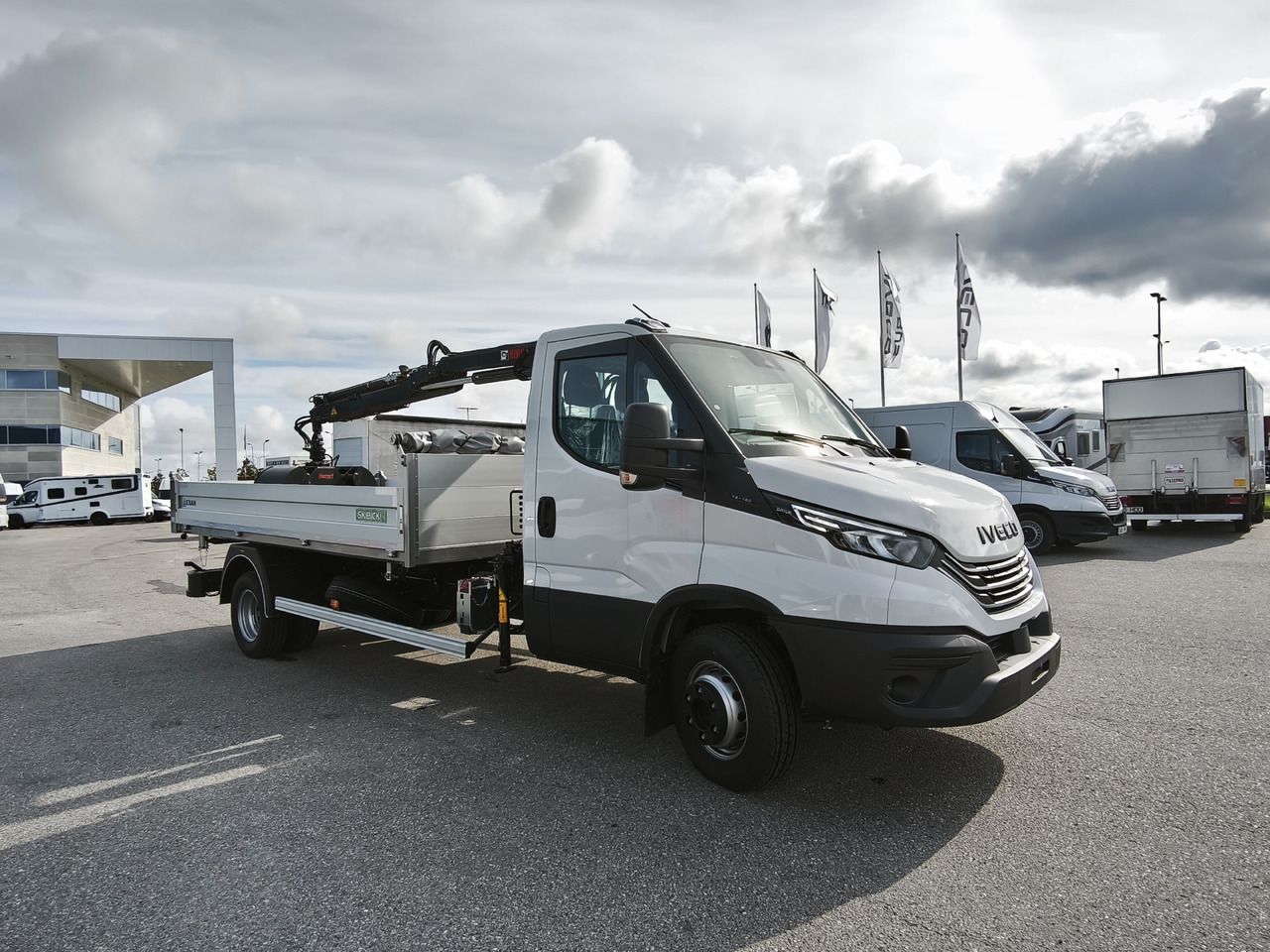 IVECO Daily 70C18H - Tipper van: picture 5 IVECO Daily 70C18H - Tipper van: picture 5