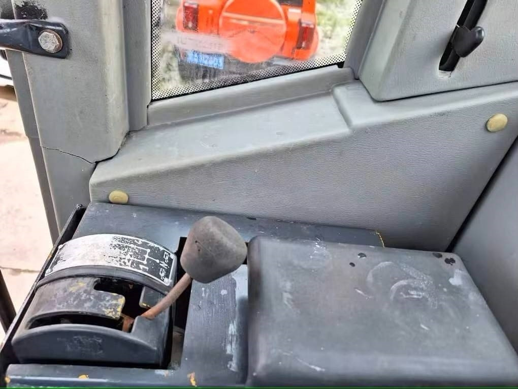 CAT 140H - Grader: picture 4 CAT 140H - Grader: picture 4