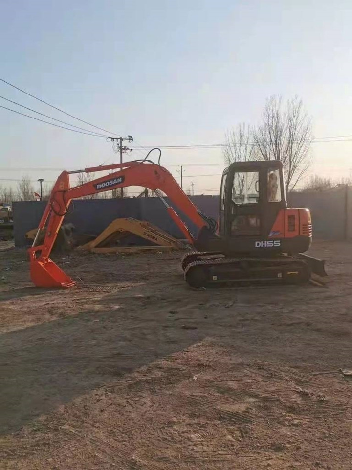 Doosan DH55 - Mini excavator: picture 4 Doosan DH55 - Mini excavator: picture 4