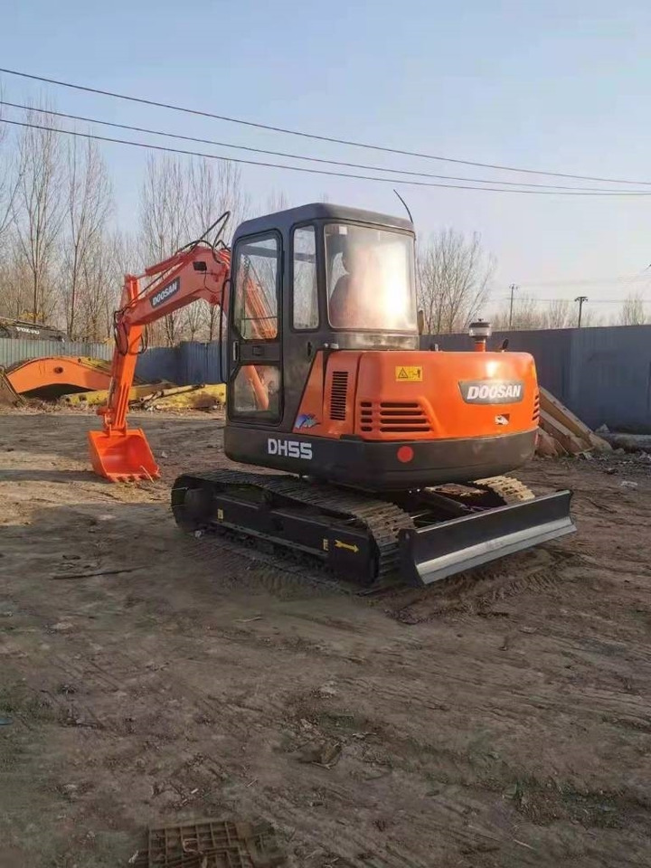 Doosan DH55 - Mini excavator: picture 3 Doosan DH55 - Mini excavator: picture 3