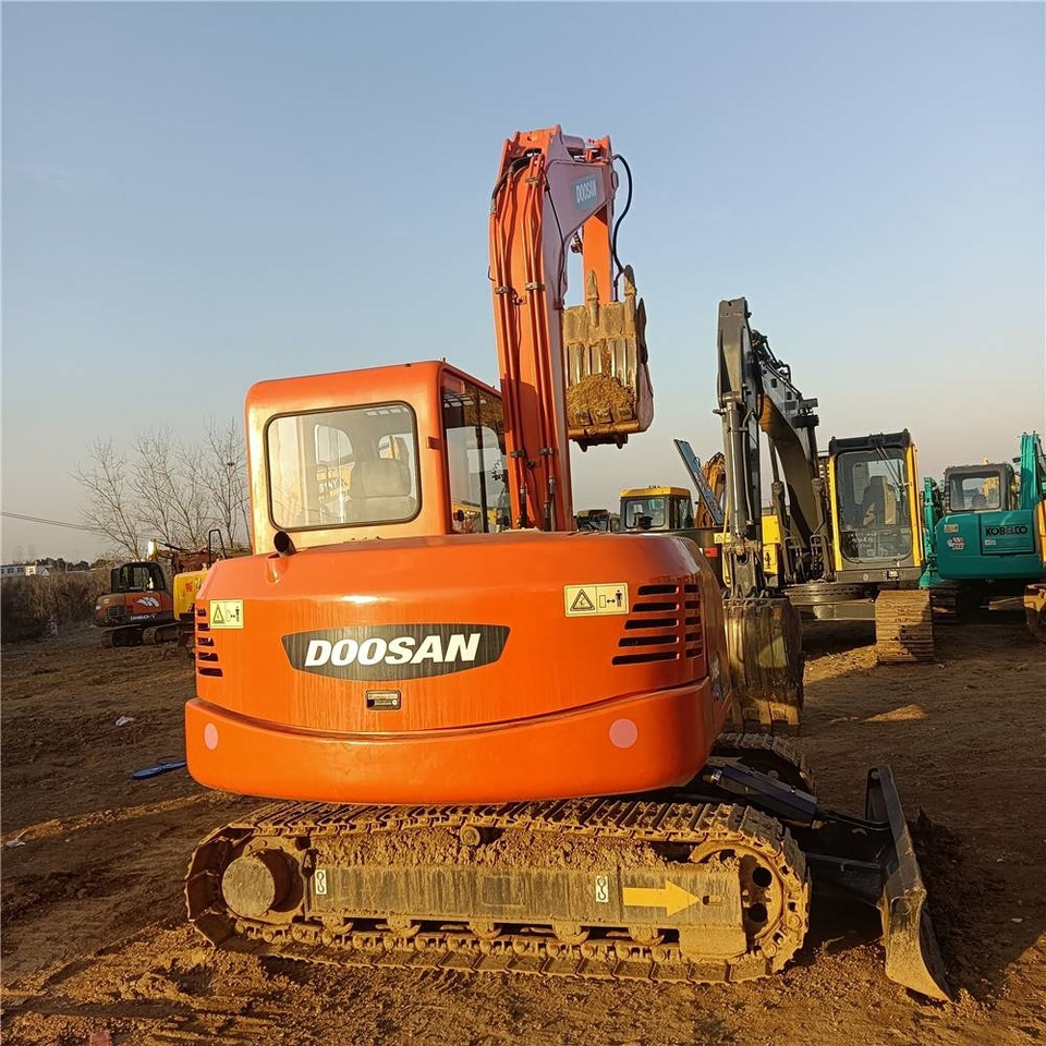Doosan DH80G - Mini excavator: picture 2 Doosan DH80G - Mini excavator: picture 2