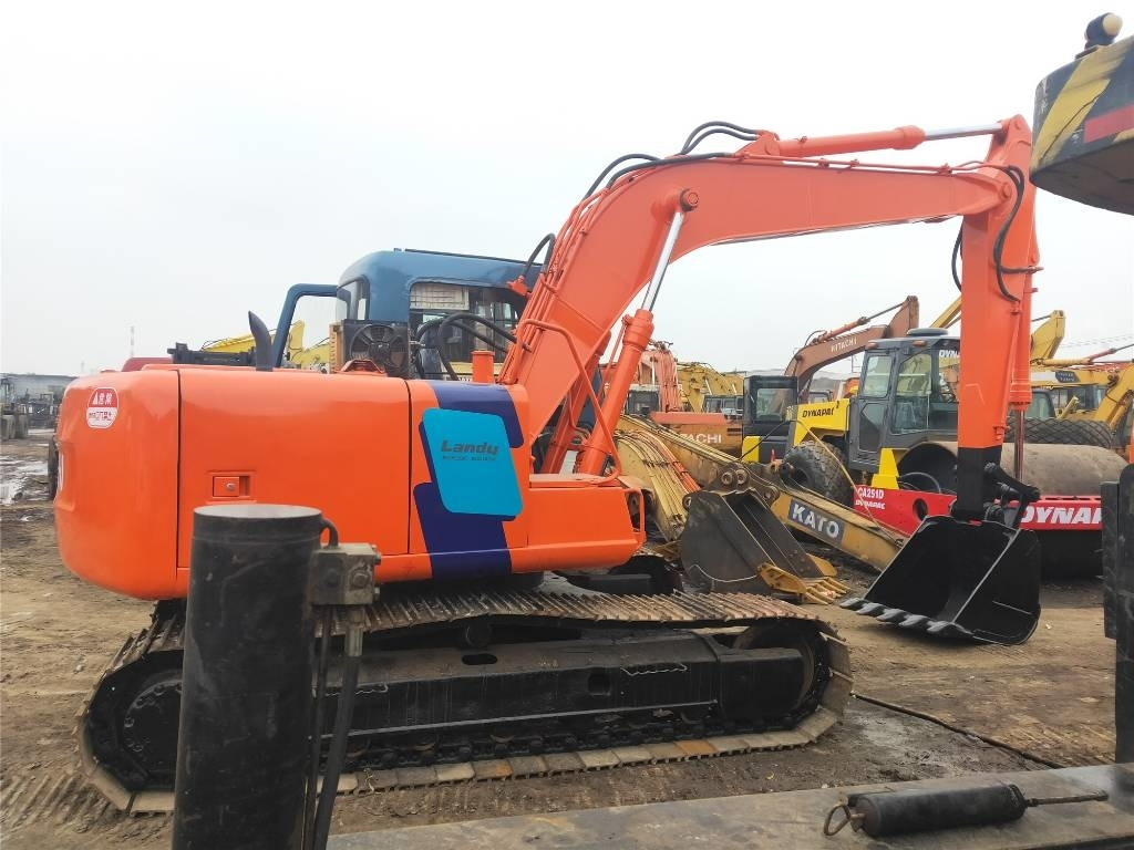 Hitachi EX120 - Mini excavator: picture 2 Hitachi EX120 - Mini excavator: picture 2
