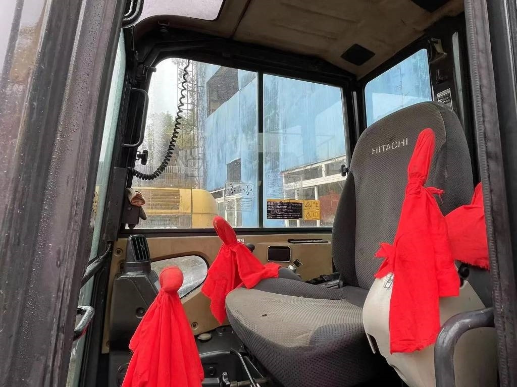 Hitachi ZX50U - Mini excavator: picture 4 Hitachi ZX50U - Mini excavator: picture 4