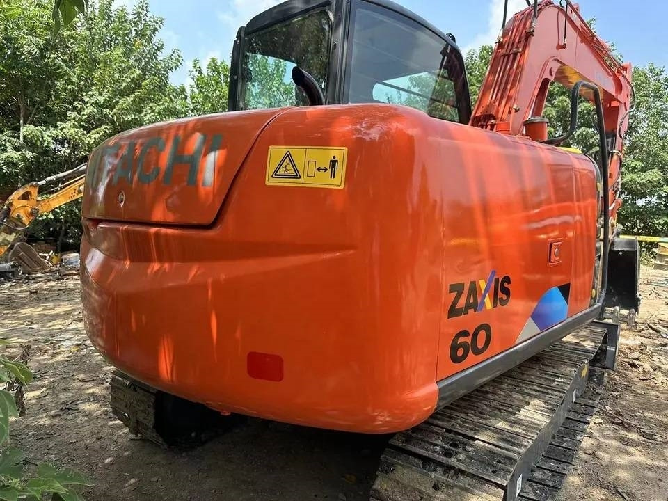 Hitachi ZX60 - Mini excavator: picture 3 Hitachi ZX60 - Mini excavator: picture 3