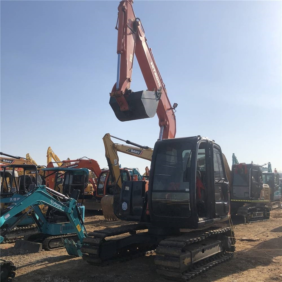 Hitachi ZX70-5A - Mini excavator: picture 1 Hitachi ZX70-5A - Mini excavator: picture 1