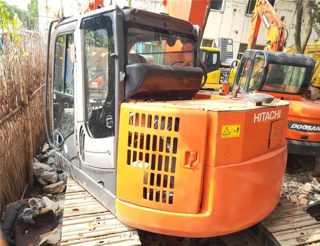 Hitachi ZX75US-3 - Mini excavator: picture 4 Hitachi ZX75US-3 - Mini excavator: picture 4