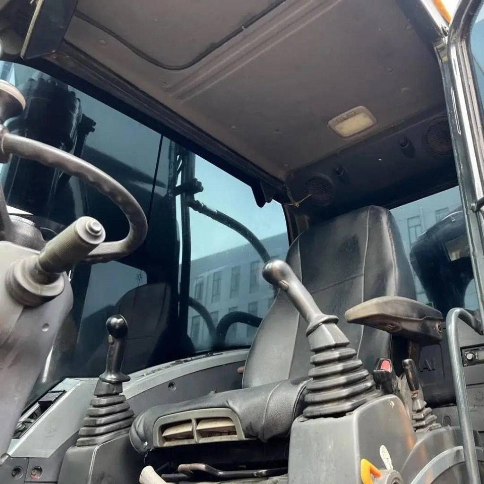 Wheel excavator Hyundai R210W-9T: picture 9