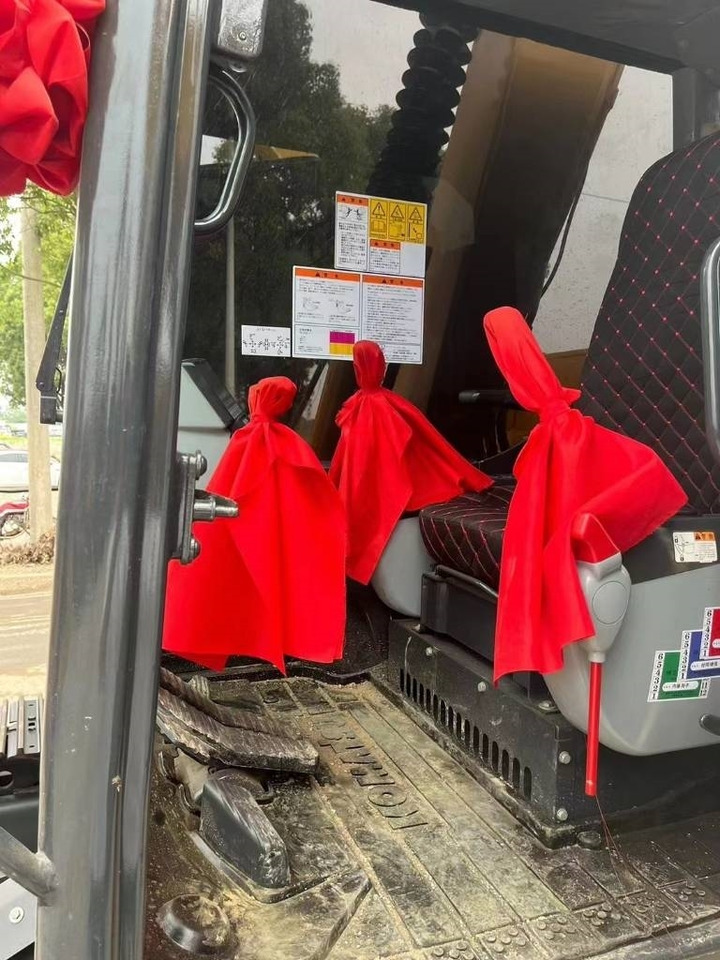 Komatsu PC70-8 - Mini excavator: picture 5 Komatsu PC70-8 - Mini excavator: picture 5