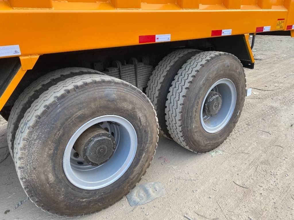 Shacman F3000 6x4 - Tipper: picture 3 Shacman F3000 6x4 - Tipper: picture 3