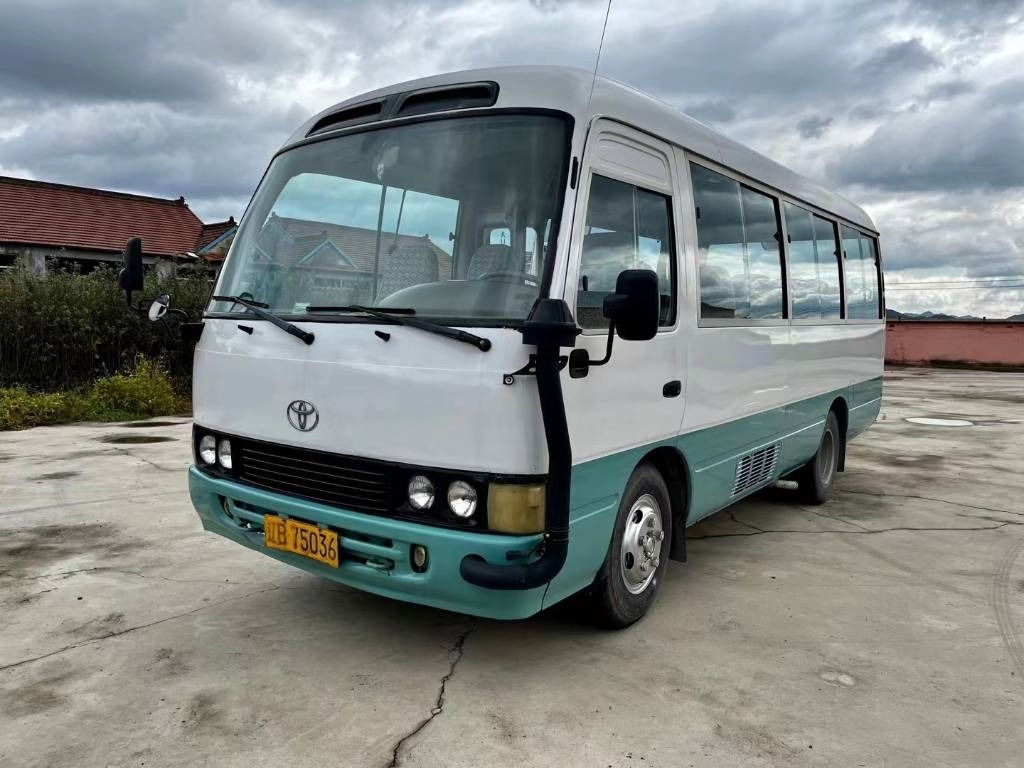 Toyota Coaster Bus - Minibus, Passenger van: picture 5 Toyota Coaster Bus - Minibus, Passenger van: picture 5