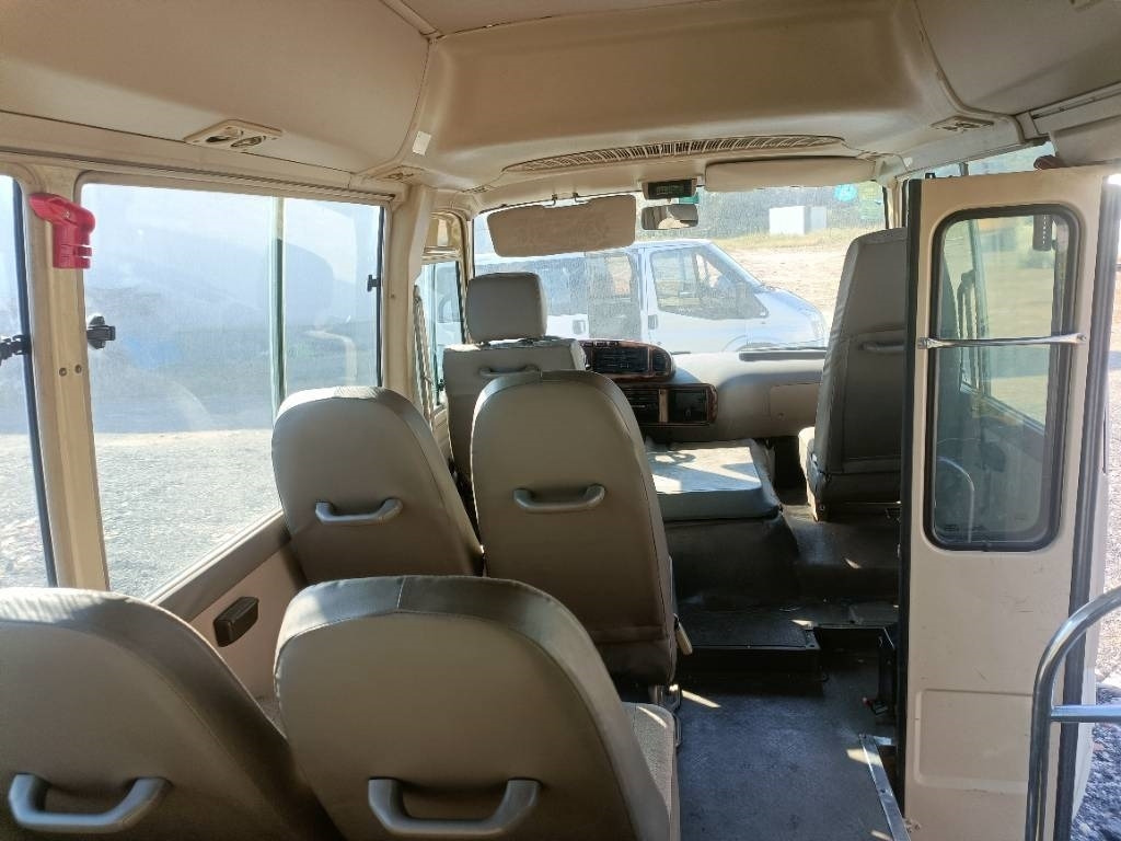 Toyota Coaster Bus - Minibus, Passenger van: picture 5 Toyota Coaster Bus - Minibus, Passenger van: picture 5