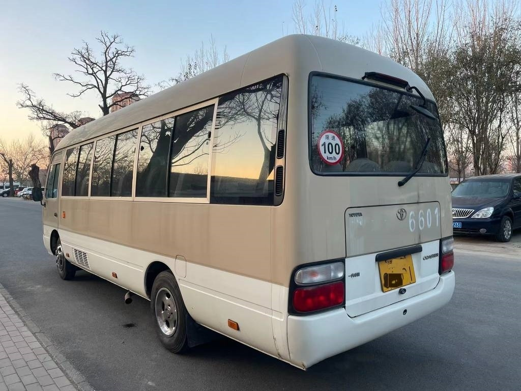 Toyota Coaster Bus - Minibus, Passenger van: picture 2 Toyota Coaster Bus - Minibus, Passenger van: picture 2