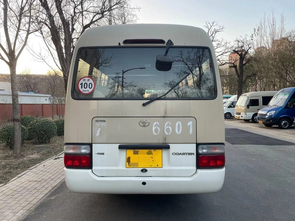Toyota Coaster Bus - Minibus, Passenger van: picture 3 Toyota Coaster Bus - Minibus, Passenger van: picture 3